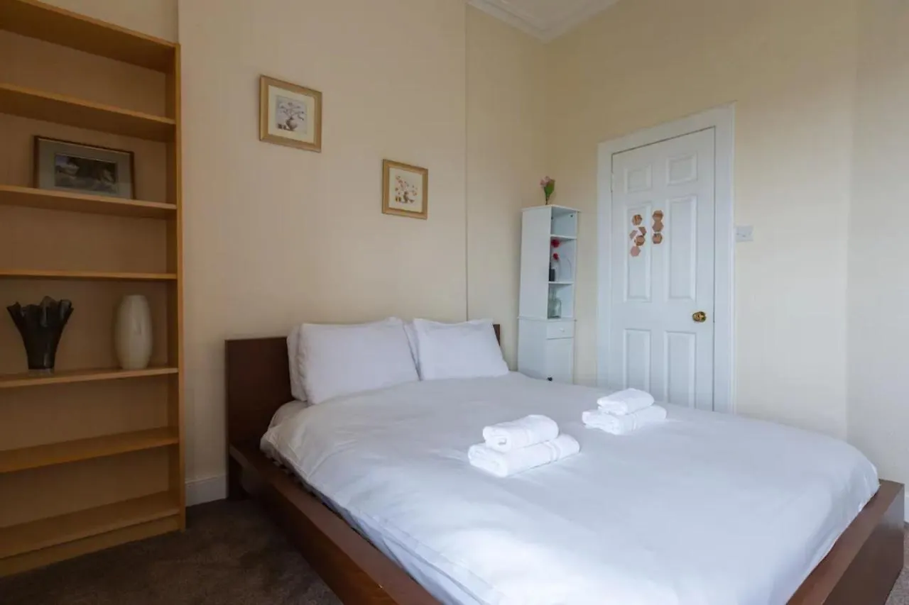 Cosy 2 Bedroom In Edinburgh Old Town 0*,  Regno Unito